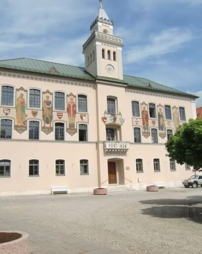 30b22b_f47279f92609451d8335edce82374070_mv2